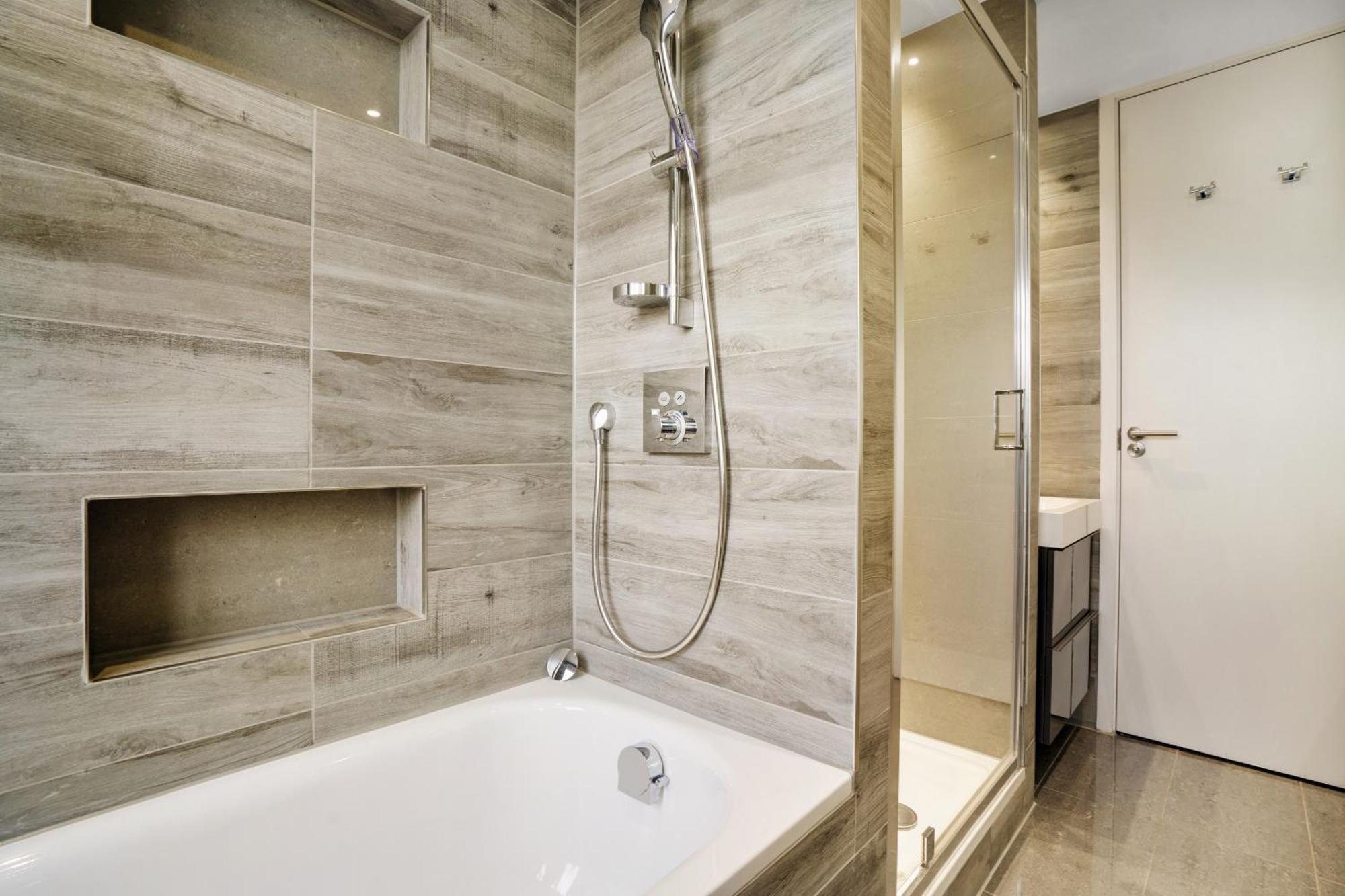 Appartement Large Swiss With Balcony! Londres